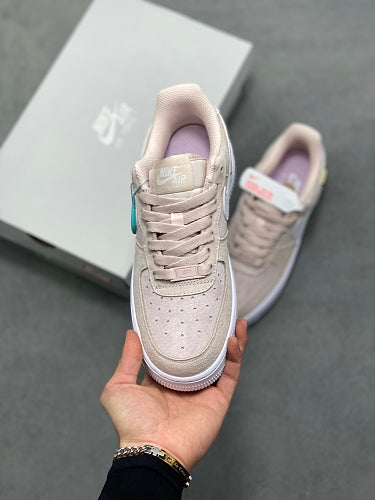 Nike Air Force 1 '07 Low "Pink Suede"