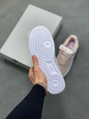 Nike Air Force 1 '07 Low "Pink Suede"